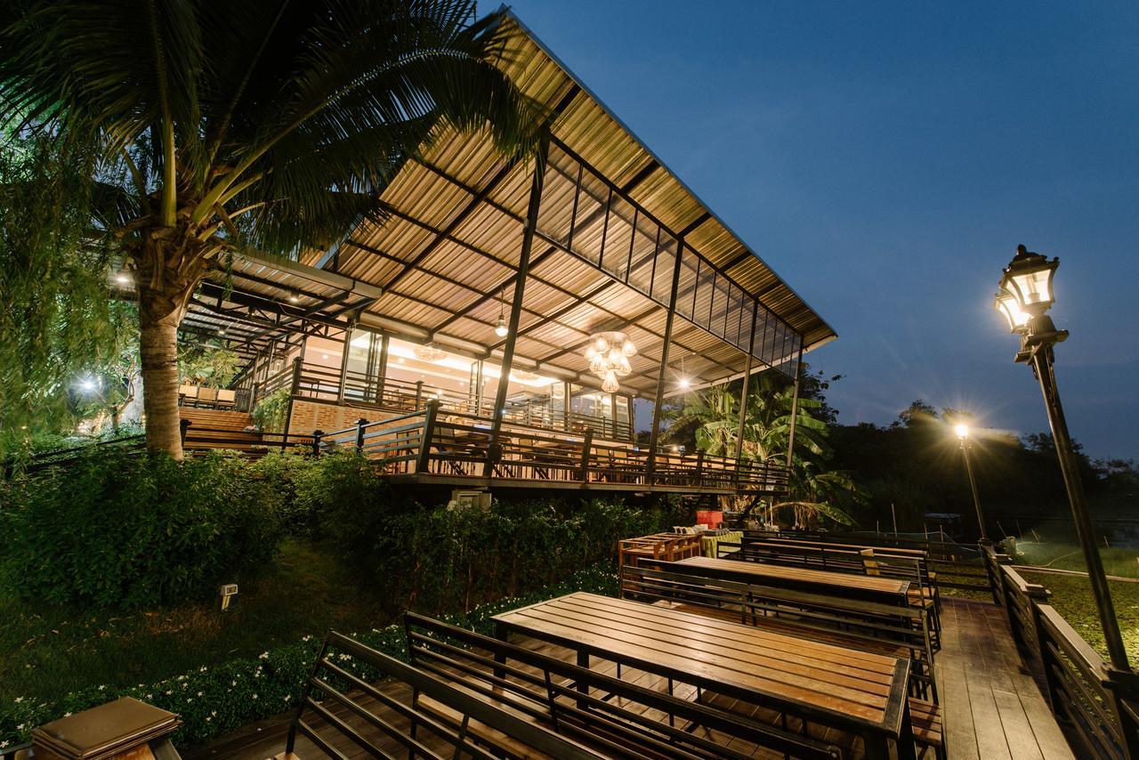 Sakarin Valley Resort Kanchanaburi Esterno foto